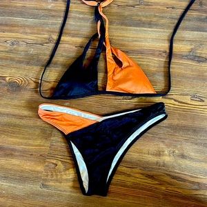 Victoria’s Secret bikini set top small bottom medium